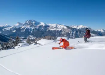 LES CARROZ, MONTAGNE, VOYAGE, TRAVEL, SKI