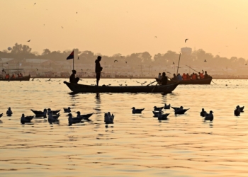 voyage spirituel fleuve gange