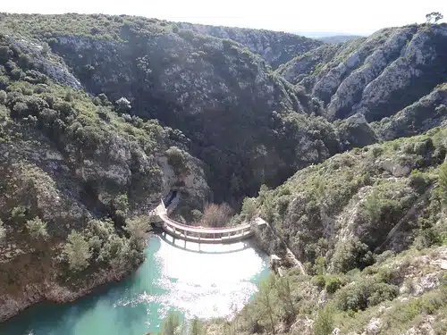 Barrage de bimont.