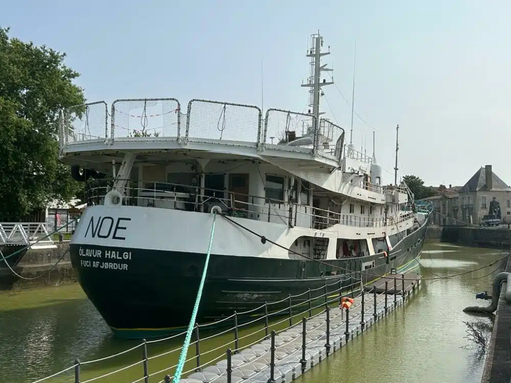 Le Noé, dans le radoub de l'Arsenal de Rochefort