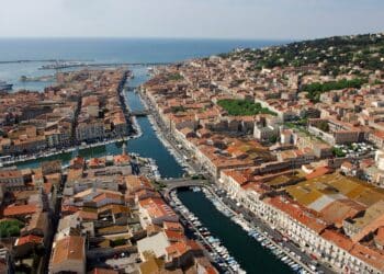 Vue panoramique de Sète et son canal Royal © MRW Zeppeline Languedoc