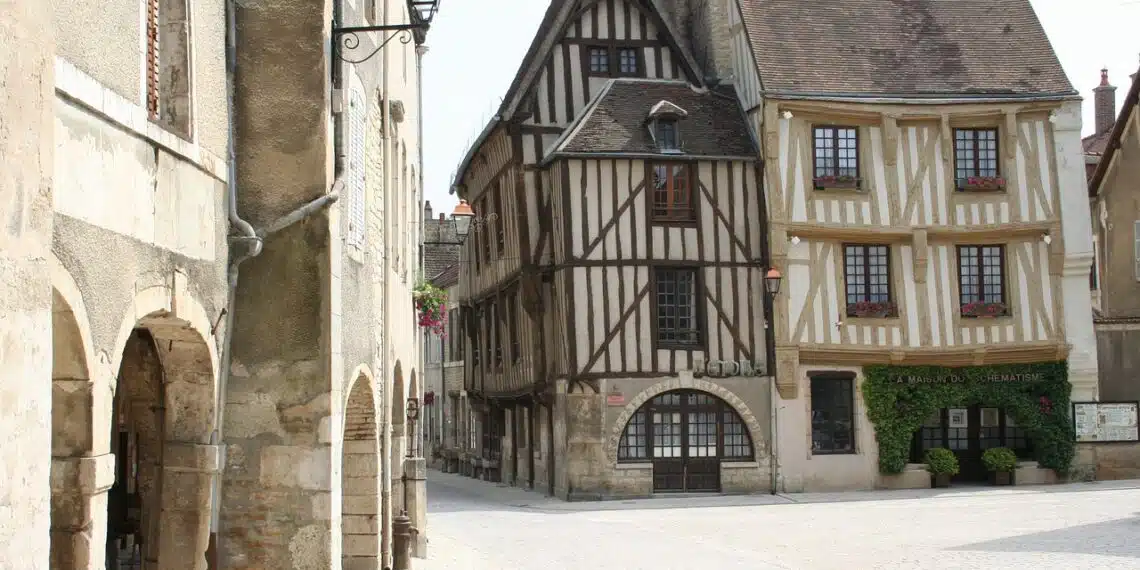 Troyes